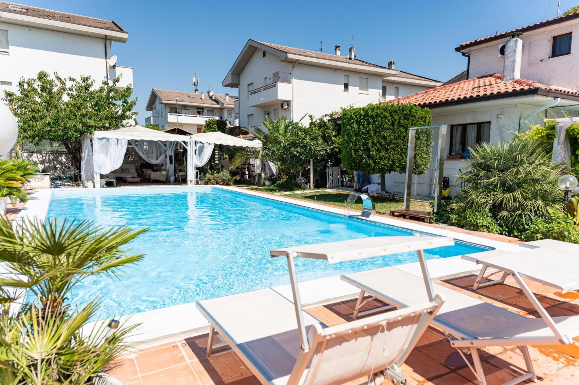 Villa Tropical Francavilla Al Mare Extérieur photo